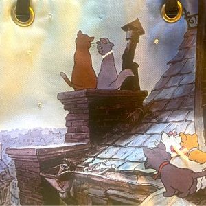 Used but nice Aristocats purse disney brand